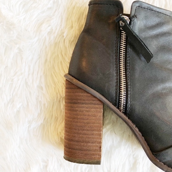Kelsi Dagger Leather Black Open Toe Bootie sz9 - Picture 5 of 8